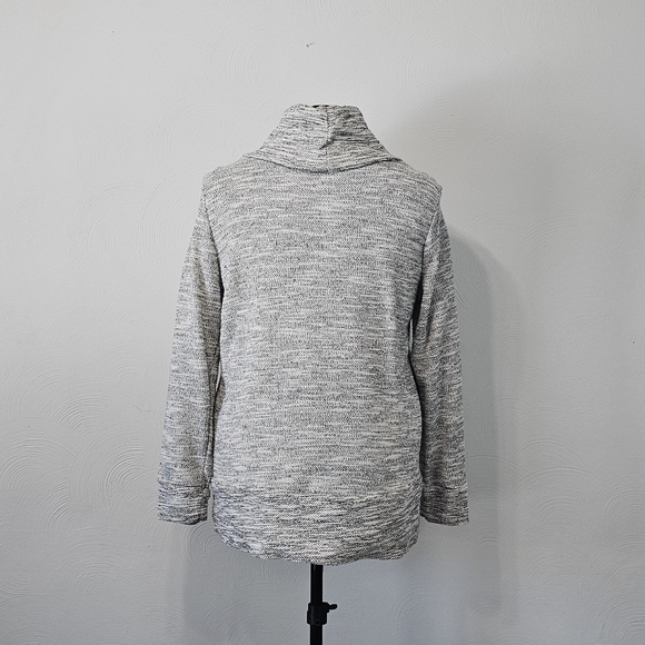 Women's Daisy Fuentes Large Loose Fit Cowlneck Sweater - Picture 4 of 4